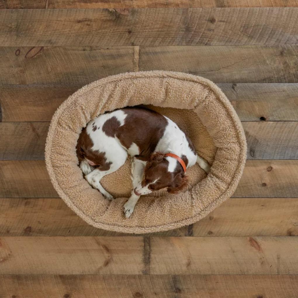 Orvis Comfortfill-Eco™ Beds | Orvis ComfortFill-Eco™ Wraparound Dog Bed With Fleece Khaki - Dogs