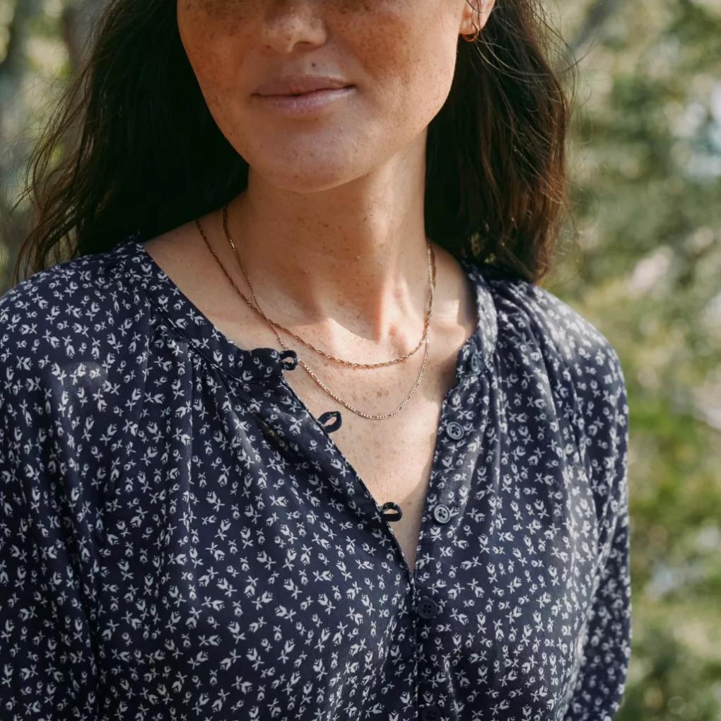 Orvis Shirts &amp; Tops | Lightweight Blouson-Sleeve Shirt Navy Ditsy Tulip - Women