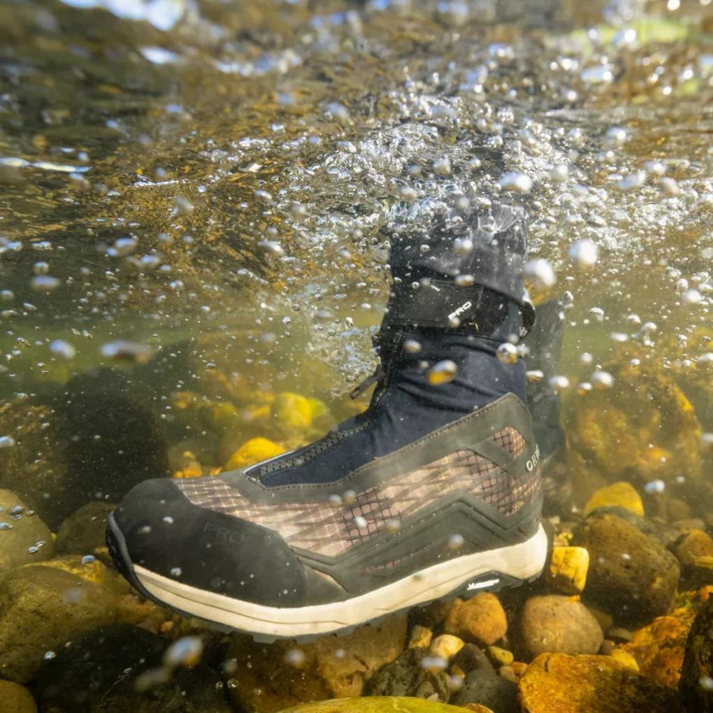 Orvis Wet Wading | PRO Approach Hiker - Camo Camo - Fly Fishing