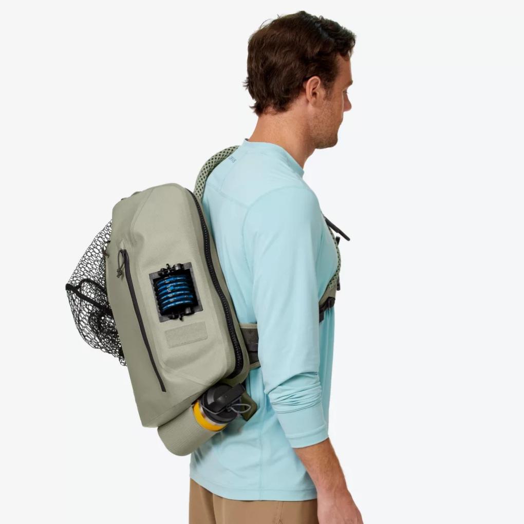 Orvis Wet Wading | PRO Waterproof Sling 14L Cloudburst - Fly Fishing/Packs &amp; Bags